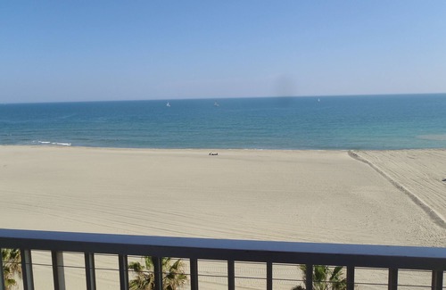 La Jetee Apartment | Face a la mer Plage et mer au Pied de L'immeuble vue mer Imprenable