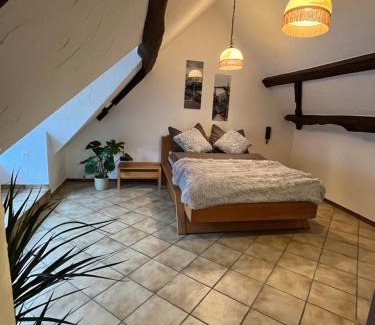 Niedersteinbach Apartment | Fachwerkhaus zum Hirsch