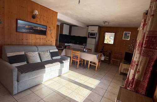 Passy Apartment | Facing Mont Blanc, rent the ground floor of a chalet in Passy