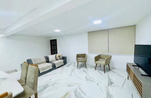 Pajucara Apartment | Facing the Ferris Wheel! Ed Canoa 601 Beira Mar With Parking Included