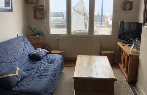 Le Portel House | Facing the sea and the beach