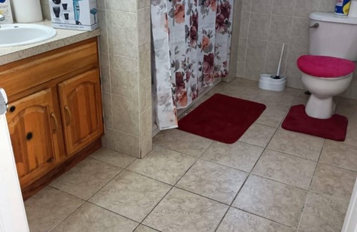 Newark House | Fada Guest House 38 Yates Ave Newark NJ