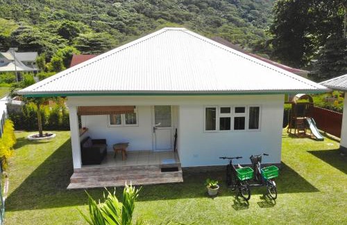 La Passe Apartment | Fadine Self Catering