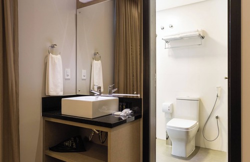 Centro Hotel | Faial Prime Suítes