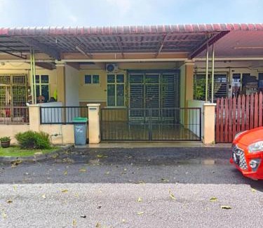 Guar Chempedak House | Faiq Homestay