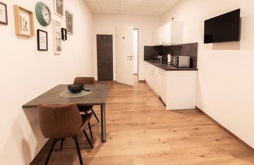 Nordhorn Apartment | FAIR BED 9 City Studio with kitchen, WLAN, 2 rooms & PP