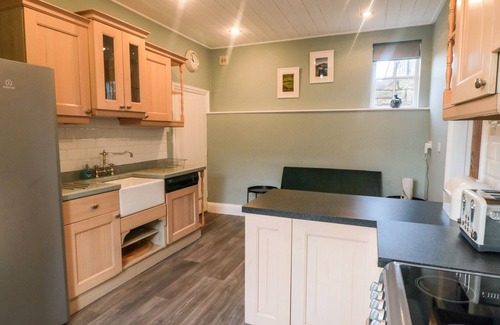 Hinderwell Cottage | FAIR HOLME, pet friendly, character holiday cottage in Hinderwell