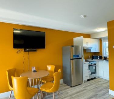 Brackley Hotel | Fair Isle Motel