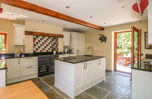 Lincoln Cottage | FAIR LEA BARN, family friendly, luxury holiday cottage in Lincoln