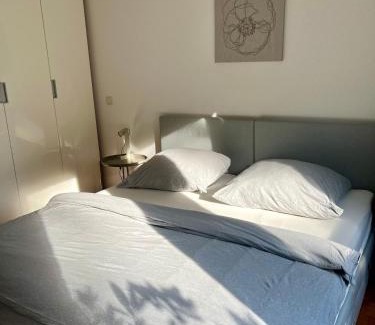 Golzheim Apartment | Fair Spot- Ihr MesseSpot - 5 Minutes to Fair, 10 Minutes to city center