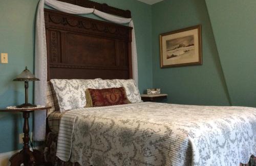 Yachting Village Hotel | Fair Street Guest House