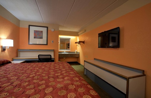 Memphis Hotel | Fair View Inn & Suites