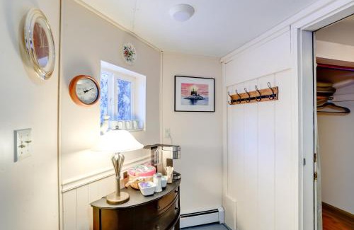 College Apartment | Fairbanks Cottage on Less Than 2 Acres about 8 Mi to Dtwn