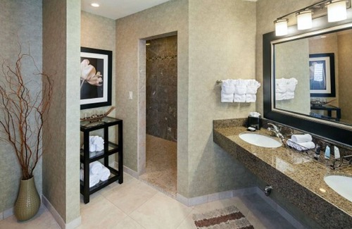 Concord Hotel | FairBridge Hotel by Concord Plaza