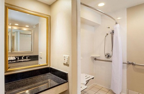Concord Hotel | FairBridge Hotel by Concord Plaza