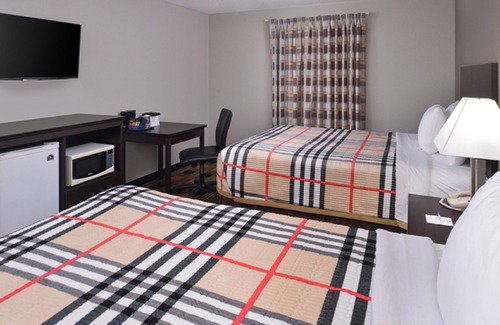 Monroe City Hotel | FairBridge Inn Express, Monroe City