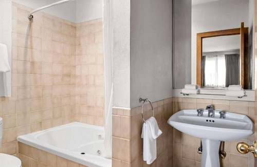 Billings Hotel | FairBridge Inn Express Billings Airport