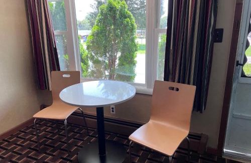 Milford Hotel | FairBridge Inn Express Milford