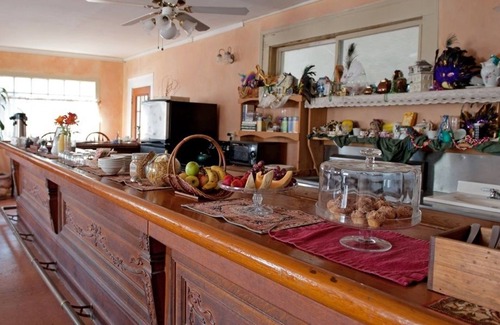 Lower Garden District Bed & Breakfast | Fairchild House Bed & Breakfast