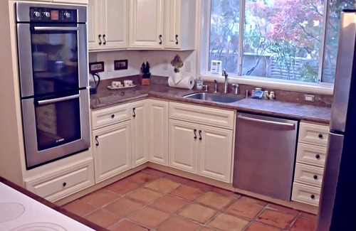 Oak Manor House | Fairfax Adventure Getaway