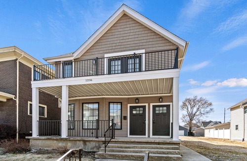 West Central Apartment | Fairfield Ave #2- Upstairs Unit