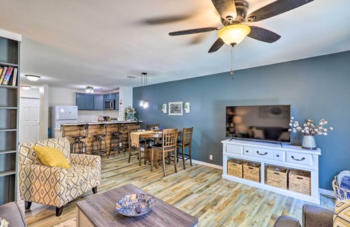 Fairfield Bay Condo | Fairfield Bay Condo w/Patio < 5 Mi to Lake!