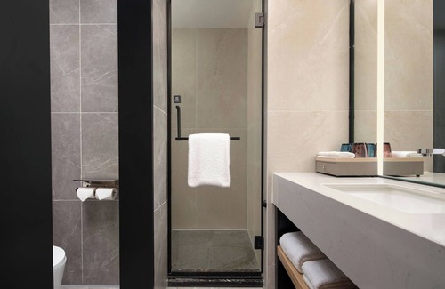 Nanqiao District Hotel | Fairfield by Marriott Chuzhou Railway Station