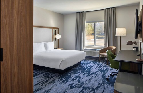 Cornelia Hotel | Fairfield By Marriott Inn & Suites Cornelia