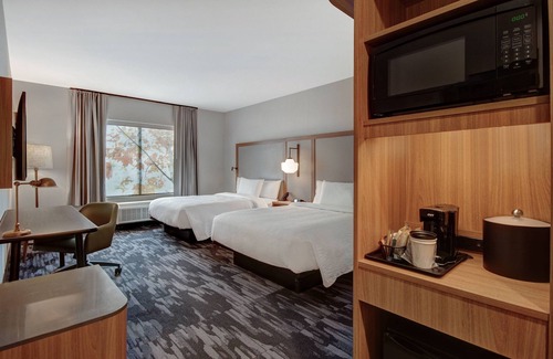 Rochester Hills Hotel | Fairfield by Marriott Inn & Suites Rochester Hills