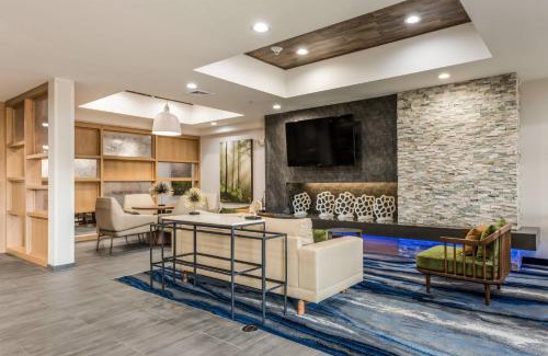 Greensboro Hotel | Fairfield by Marriott Inn & Suites Greensboro Coliseum Area