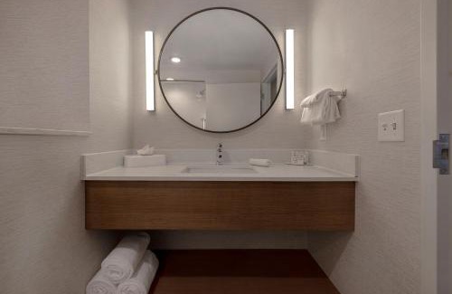 Dupont Hotel | Fairfield by Marriott Inn & Suites Denver Airport at Gateway Park