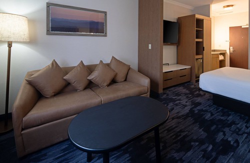 SeaTac Hotel | Fairfield by Marriott Inn & Suites Seattle Sea-Tac Airport