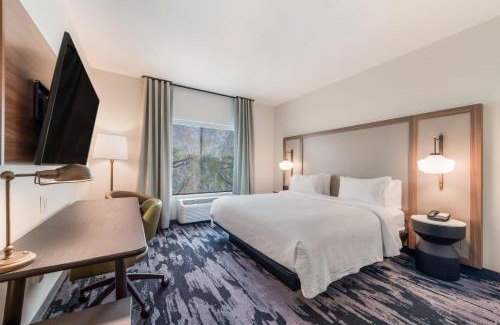 Hillvale Hotel | Fairfield by Marriott Inn & Suites Knoxville Clinton