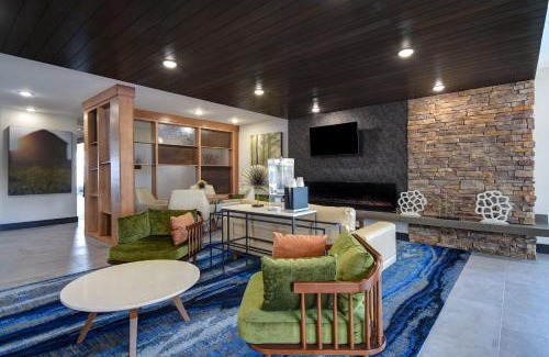 Wyoming Hotel | Fairfield by Marriott Inn & Suites Grand Rapids Wyoming