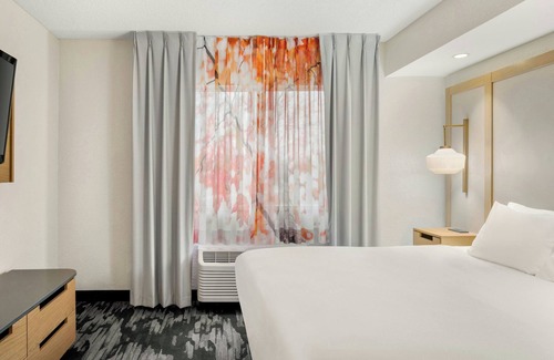 Mount Pleasant Hotel | Fairfield by Marriott Mt Pleasant