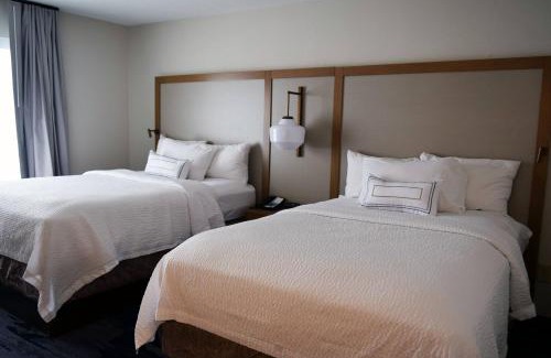 Austintown Hotel | Fairfield by Marriott Youngstown/Austintown