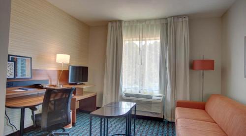 Shamard Heights Hotel | Fairfield Inn and Suites by Marriott Natchitoches
