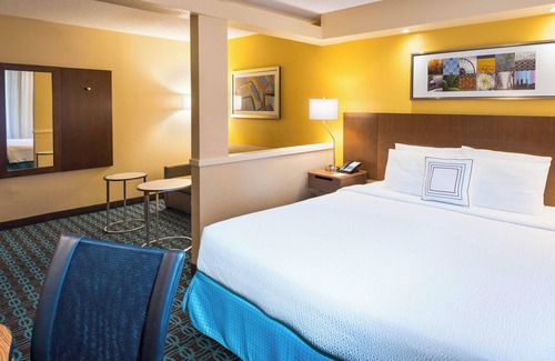Sandy Springs Hotel | Fairfield Inn and Suites by Marriott Perimeter Center