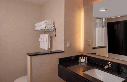 Batesville Hotel | Fairfield Inn and Suites by Marriott Batesville