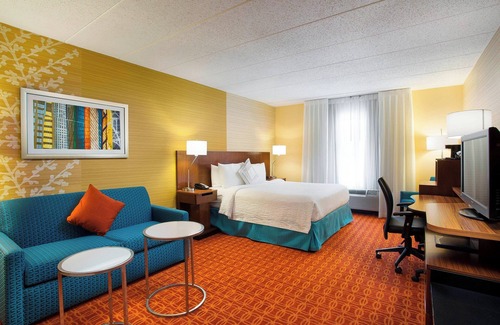 Bedford Park Hotel | Fairfield Inn and Suites by Marriott Chicago Midway Airport