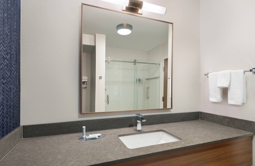 Denton Hotel | Fairfield Inn and Suites by Marriott Denton
