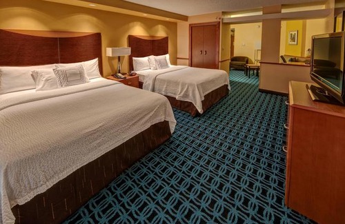 Rural Estates Hotel | Fairfield Inn and Suites by Marriott Naples