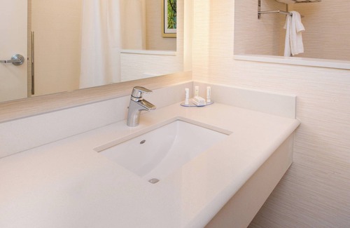 Stow Hotel | Fairfield Inn and Suites by Marriott Akron Stow