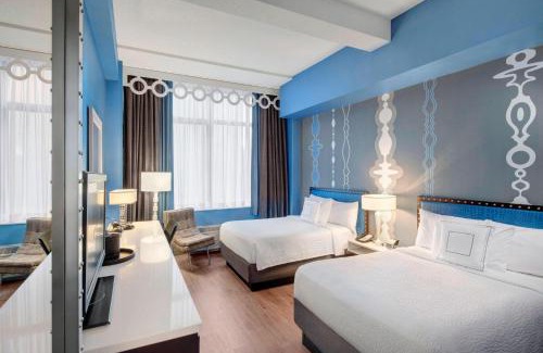 Streeterville Hotel | Fairfield Inn and Suites Chicago Downtown/Magnificent Mile