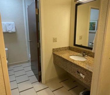 Woodbridge Hotel | Fairfield Inn and Suites by Marriott Potomac Mills Woodbridge