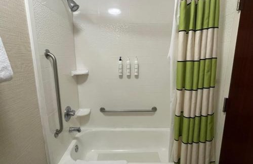 Woodbridge Hotel | Fairfield Inn and Suites by Marriott Potomac Mills Woodbridge