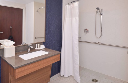 New Stanton Hotel | Fairfield Inn by Marriott Pittsburgh New Stanton