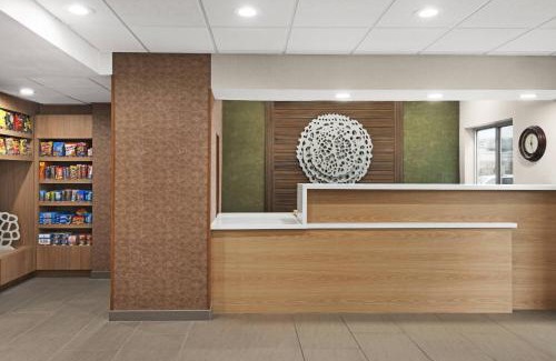 Warren Hotel | Fairfield Inn by Marriott Warren Niles