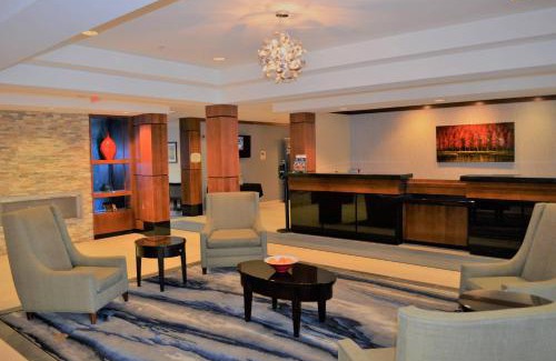 Algoma District Hotel | Fairfield Inn & Suites by Marriott Sault Ste. Marie