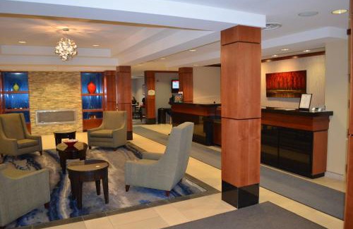 Algoma District Hotel | Fairfield Inn & Suites by Marriott Sault Ste. Marie